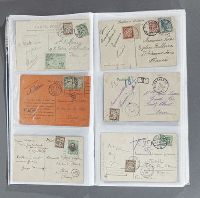 null Ensemble de 75 cartes postales taxées, entre 1900 et 1950. Certaines proviennent...