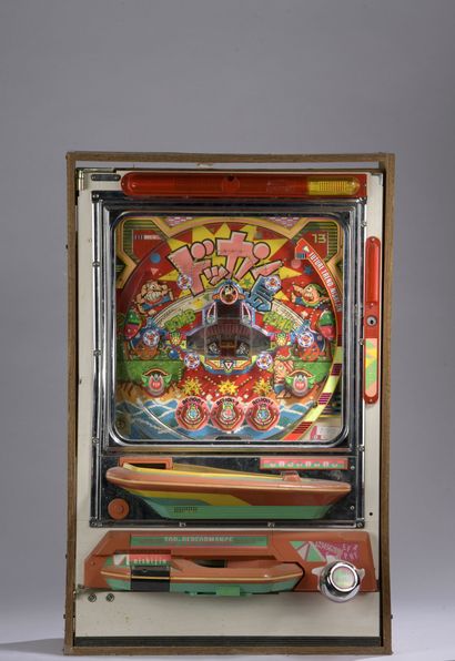 PACHINKO (Japan)
Ball and slot machine.
SANKIO...