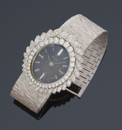 null PIAGET
Montre bracelet de dame en or gris 18k (750 millièmes), la montre de...