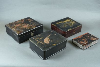 null JAPON - XXe siècle

Lot de huit boîtes de divers formes et formats

État d'...