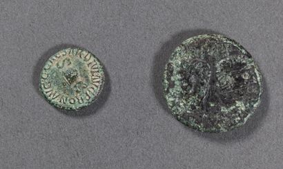 Lot de 2 monnaies : 

- Caligula, quadrans...