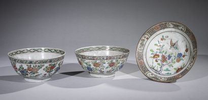 null CHINA, Kangxi period (1662-1722)

Pair of Green Family enameled porcelain bowls,...