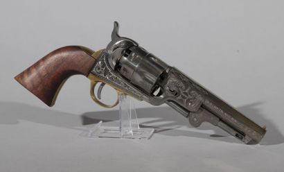 null USA

Copy of Colt 1851 Sherif Pietta Revolver of the American West caliber 44

Wooden...
