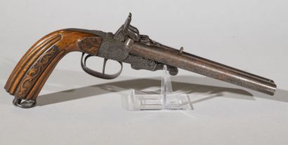 null France

Piston pistol with system 

Wooden stock Renaissance light wood decorated...
