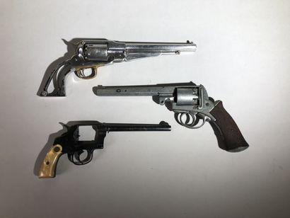 USA

Lot of 3 guns of the American West in...