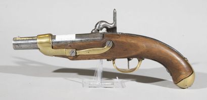 null France

Pistol model 1822

Composite and bad condition, strongly restored, oxidation,...