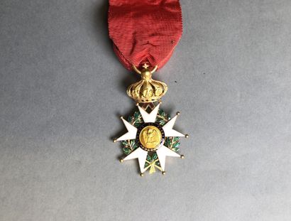 null France

Officer's star of the Legion of Honor Second Empire

In gold and enamel...
