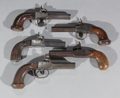 France

Lot of handguns 

5 pistols with...