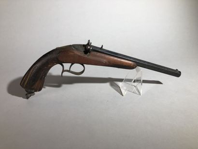 France

Shooting pistol, 

Renaissance wood...