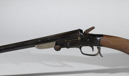 null ***** France

Fusil de chasse monocoup calibre 16

Crosse bois, monture fer...
