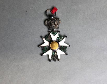 null France

Chevalier Legion of Honor Restoration 

In silver and enamel (missing)...