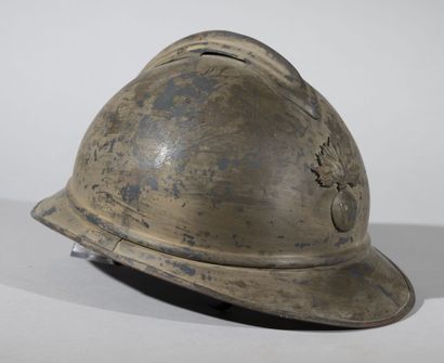 France

Adrian 1915 infantry helmet 

Steel...