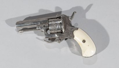 null France

Pinfire revolver cal 7 mm

Stick bone beak of corbin frame steel and...