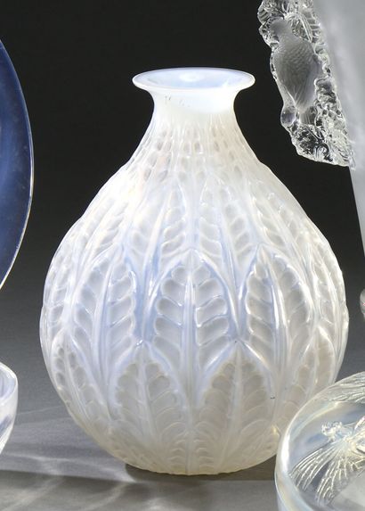 null René LALIQUE (1860 - 1945)

Vase « Malesherbes » dit aussi vase « Feuilles de...