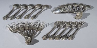 null CARDEILHAC
Nice set of twelve silver tableware with double filet, violin spatula...