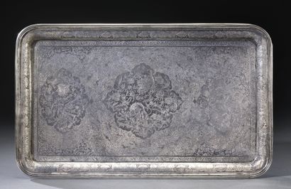 null Rectangular silver tray, with engraved decoration on the bottom of three medallions...