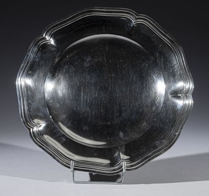 null Circular silver dish with five contours molded with fillets 
Marked : Minerve,...