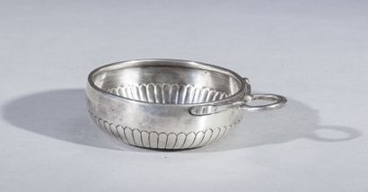 null Silver wine cup with radiating gadroons and pearls, snake handle
Marked : Minerve,...