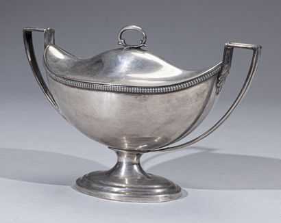 null Sauceboat covered in silver plated metal of navette form on pedestal with degrees,...