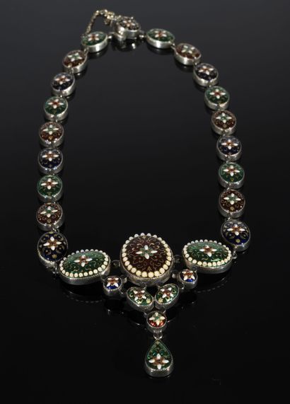 Silver necklace (800°/°°) composed of articulated...
