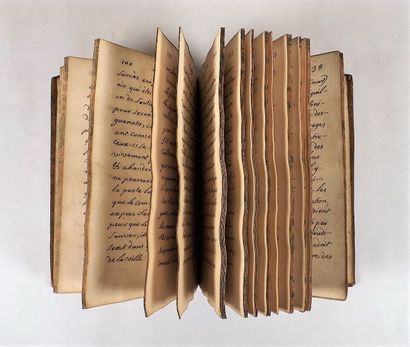 null Manuscrit - [Anonyme]. ABREGE DE L'HISTOIRE DE LYON. In-12 de 358 pages, basane...