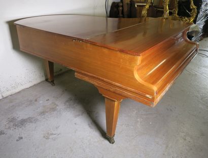 null C. BECHSTEIN, Berlin, vers 1926. Piano quart de queue A180 en bois de placage...