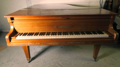 null C. BECHSTEIN, Berlin, vers 1926. Piano quart de queue A180 en bois de placage...