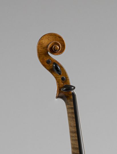 null Beau violon fait vers 1750, école de Vienne, portant l'étiquette Antony Posch...