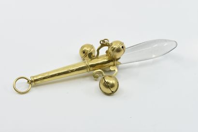 Rattle in 18K (750°/°°) yellow gold, glass...