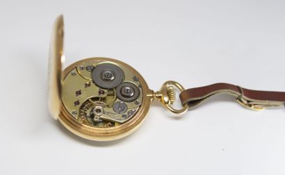 null OMEGA
Pocket watch in 18K (750°/°°) yellow gold, with hand-wound mechanical...