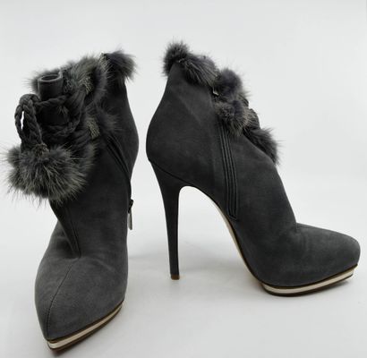null LESVILLA 
Pair of pointed-toe grey suede ankle boots with fur and braided suede...