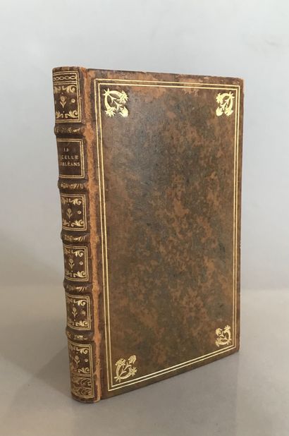 null VOLTAIRE. La Pucelle d'Orléans. Louvain. s.n. 1755. 1 volume in-12.

En l'état.



Provenance...