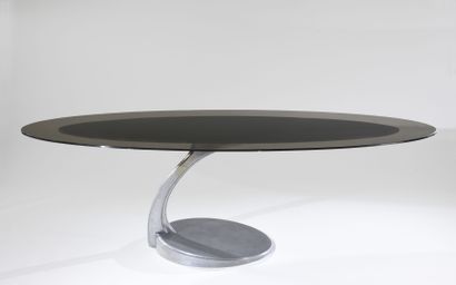 null Michel CHARRON (XXe siècle)

Importante table ovale modèle "1960"

Le plateau...