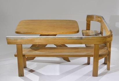 null Pierre CHAPO (1927 - 1987)

Modèles T35B dite "Aban" et S35

Table rectangulaire...