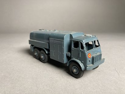 DINKY TOYS GB (1)
642 - Camion citerne RAF...