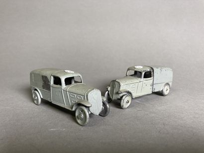 null A.R. (2)
Deux CAMIONS PEUGEOT 301 FOURGON gris ****