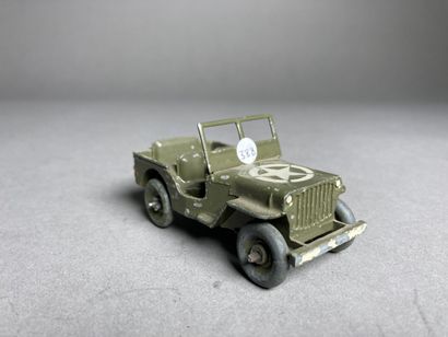 DINKY TOYS GB (1)
153 A - Jeep USA - vert...