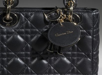 null Christian DIOR
Small bag Lady Dior black leather quilted caning, double handle...