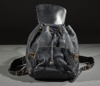 null Michael KORS
Small backpack in black grained leather, zipped pocket under belted...