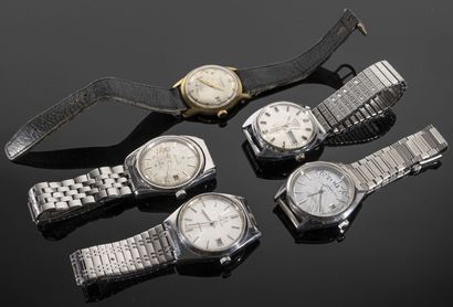 null Lot de cinq montres bracelet en acier, mouvements automatiques comprenant:
-...