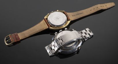 null Lot de deux montres chronographes en acier et métal, comprenant:
- GIGANDET...