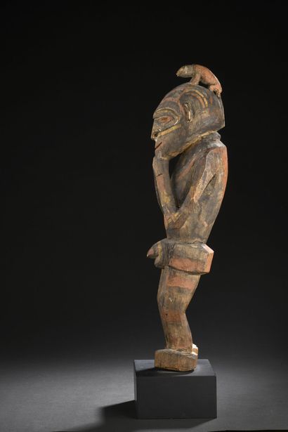 null *Statue, Fleuve Sépik, Papouasie Nouvelle-Guinée
H. 54 cm

Provenance :
Musée...