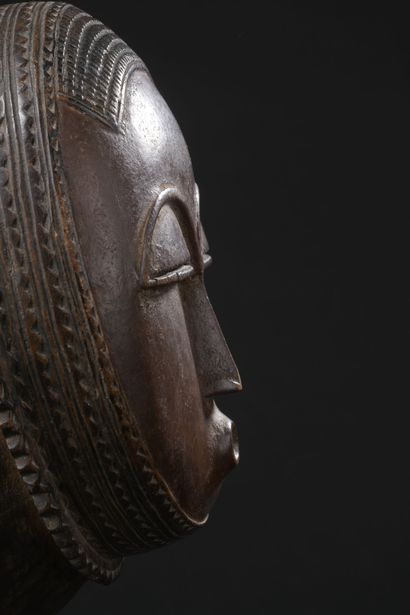 null *Baule/Yaure Mask, Ivory Coast 
H. 29 cm
Replacement mask

Provenance: 
Tribal...