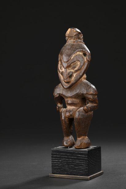 null *Statuette, Fleuve Sépik, Papouasie-Nouvelle-Guinée
H. 16,5 cm

Provenance :...