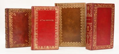 null RELIURES du XVIII°. 4 volumes reliés en maroquin, dentelle dorée ornant les...