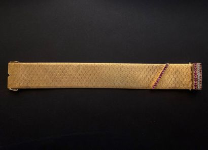 null Bracelet ruban en or jaune et or gris 18k (750 millièmes) formé de maillons...