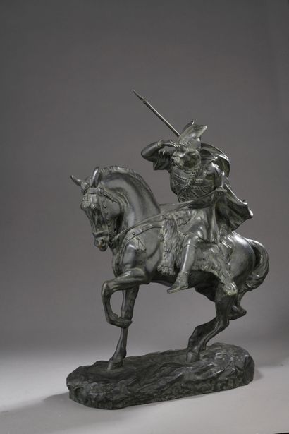 null Thomas François CARTIER (1879-1943)
Vercingétorix à cheval
Bronze, signé
H....