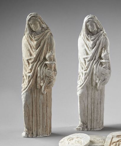 null Joseph Gazan (1891-1985)
Two Vestals 
Plaster and patinated plaster proofs
One...