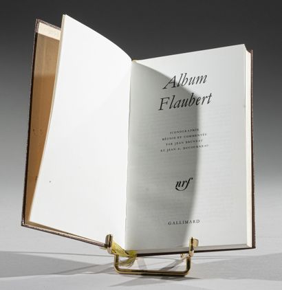 null Lot de 5 ouvrages de la collection la Pléiade comprenant : COLLECTIF, Album...