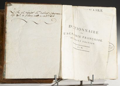 null LAVEAUX (J.-C.),
Dictionnaire de l'Académie Françoise.
Paris, chez Moutardier...